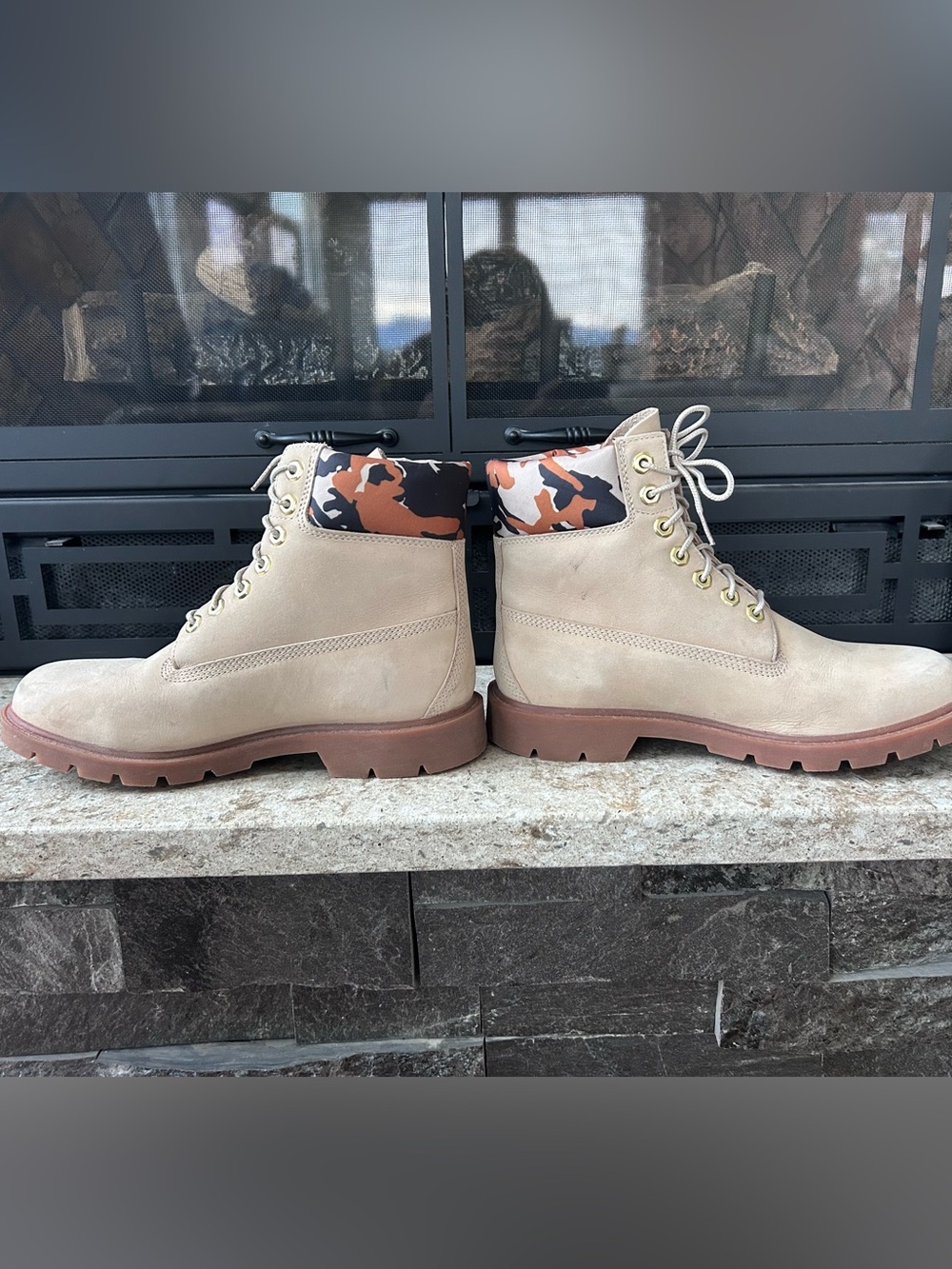 Timberland 6" Premium Boots – Light Beige Nubuck/Orange Camo - Picture 2 of 7